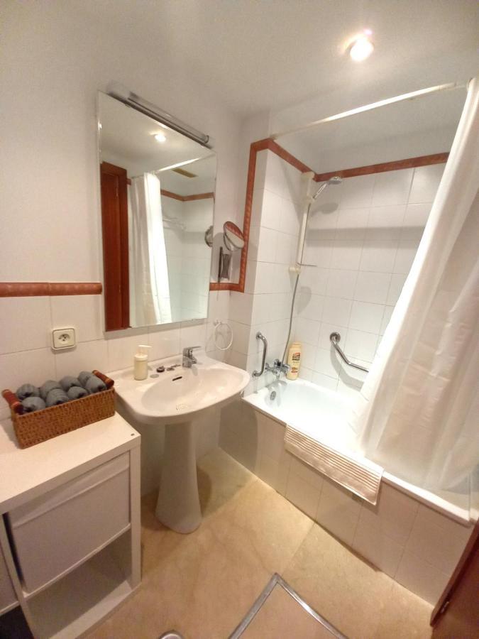 Wish Suite Plaza Nueva Sevilla Exteriör bild