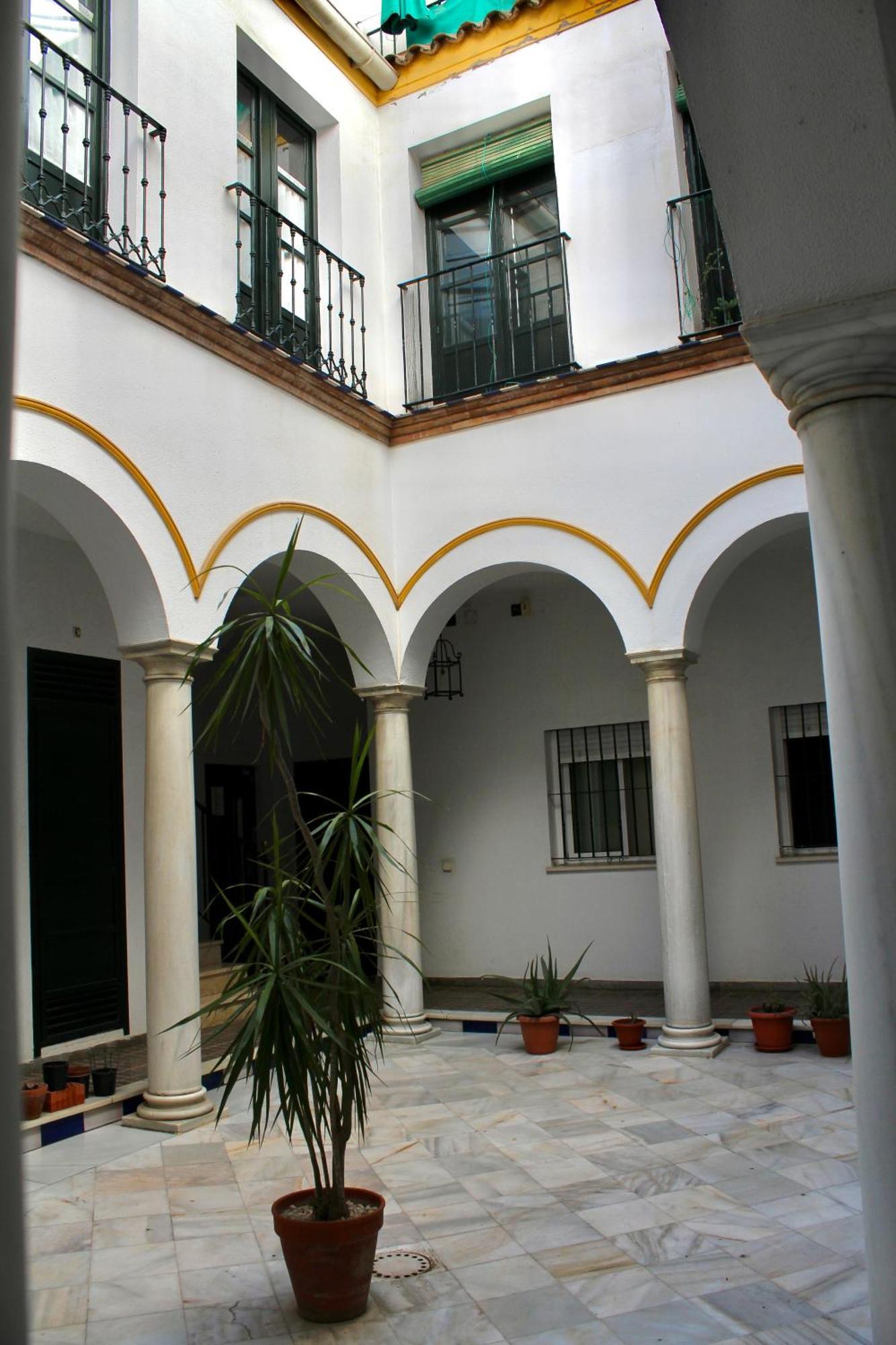 Wish Suite Plaza Nueva Sevilla Exteriör bild